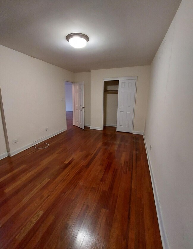 Foto del edificio - 105-40 62nd Rd