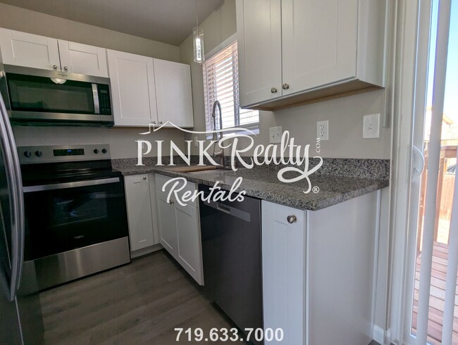 Building Photo - Newly Remodeled 3-Bedroom in Fountain!