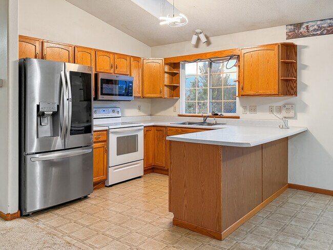 Building Photo - 5140 Orchid Ln