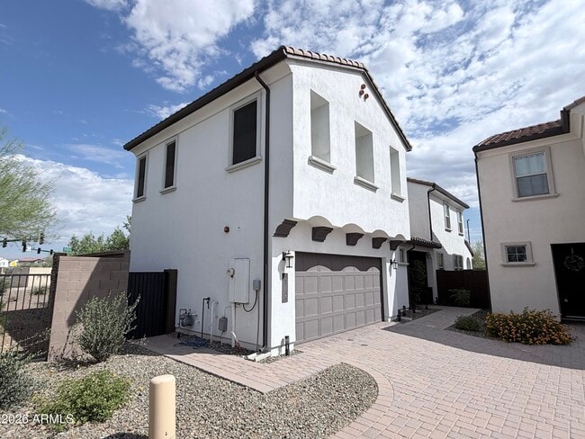 Building Photo - 31766 N 24th Dr