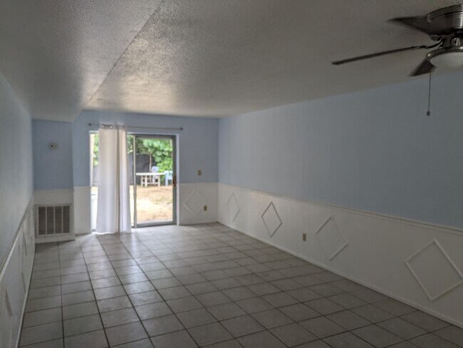Foto del edificio - 416 Ocean Ave