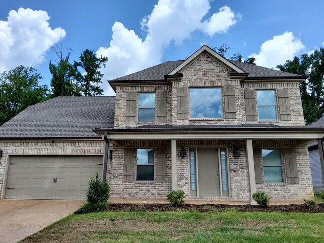 Building Photo - Beautiful newly built single family home i...
