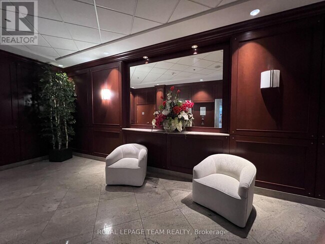 Building Photo - 234 Rideau St