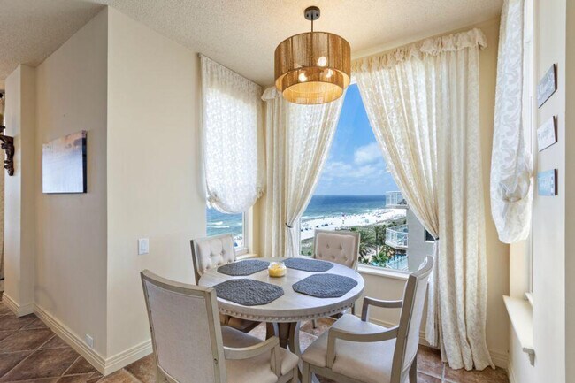 Building Photo - 13601 Perdido Key Dr