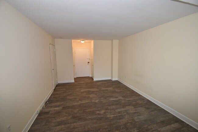 Foto del edificio - River Place #714-E