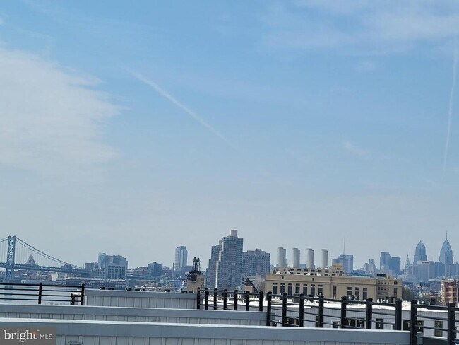 Foto del edificio - 2150 Northbank Pl