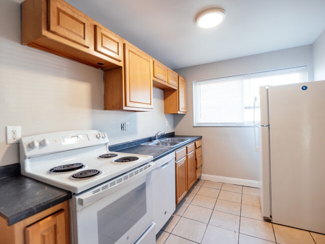 Photo - 1634 Crest Hill Ave (Cincinnati, OH) Townhome