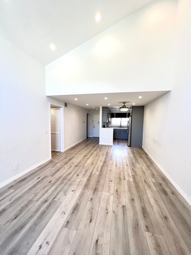 Foto del edificio - 5500 Owensmouth Ave