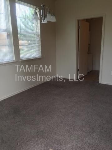 Building Photo - 212 Chalmette Dr