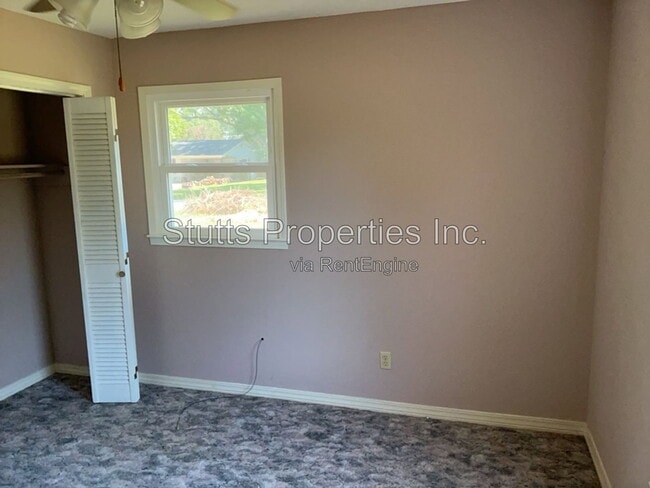 Building Photo - 86 Lamoray Dr