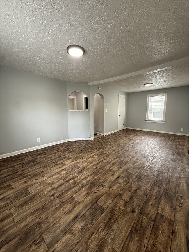 Building Photo - 3502 Brouse Ave