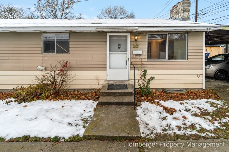 Primary Photo - 33 E Rockwell Ave