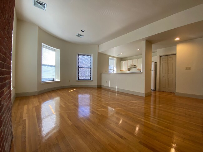 Building Photo - 40 Worcester Square