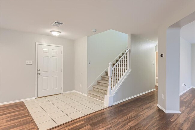 Foto del edificio - 304 Edgewood Cove