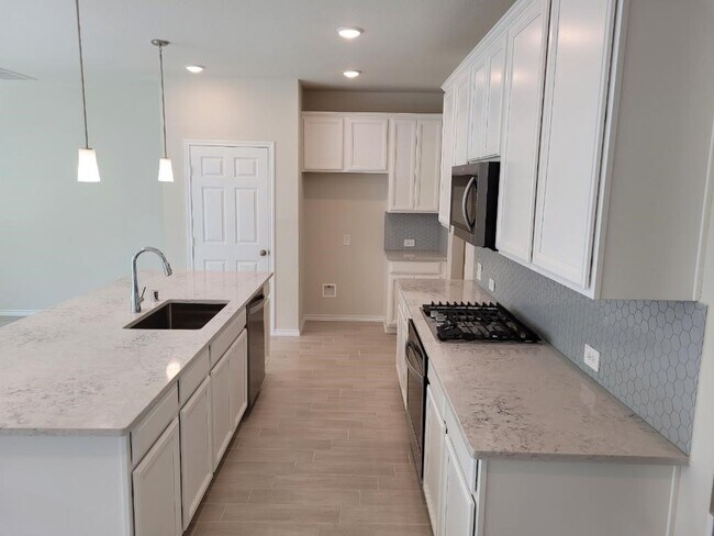 Foto del edificio - 10323 Harmon Smith Dr.