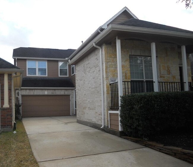 Building Photo - 21607 Spring Vine Ln
