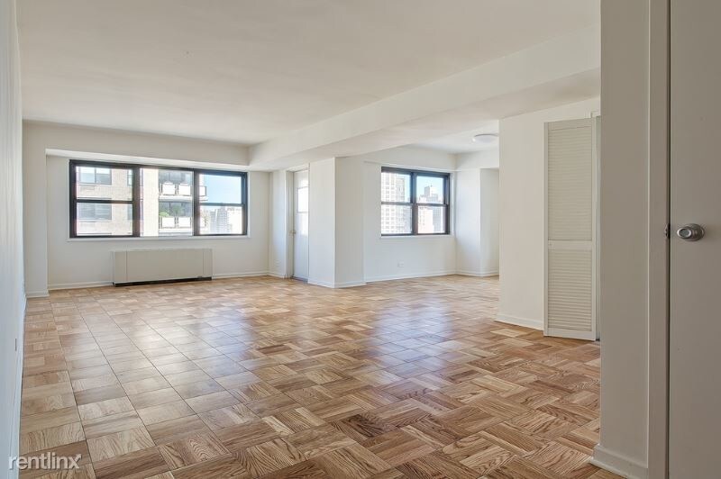 Primary Photo - 350 East 86th St