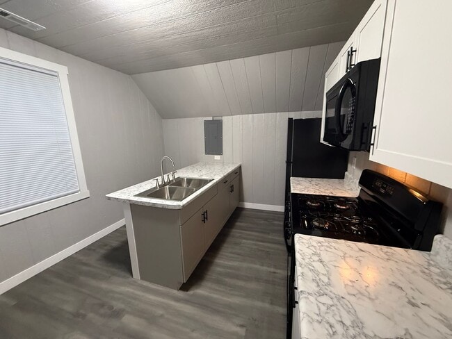 Foto del edificio - 1326 N 8th St