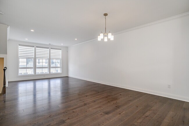 Foto del edificio - 8 Brentwood Cir