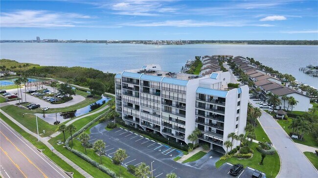 Foto del edificio - 1581 Gulf Blvd