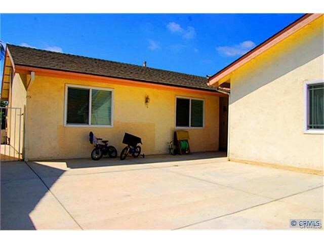 Foto del edificio - 14681 Comet St