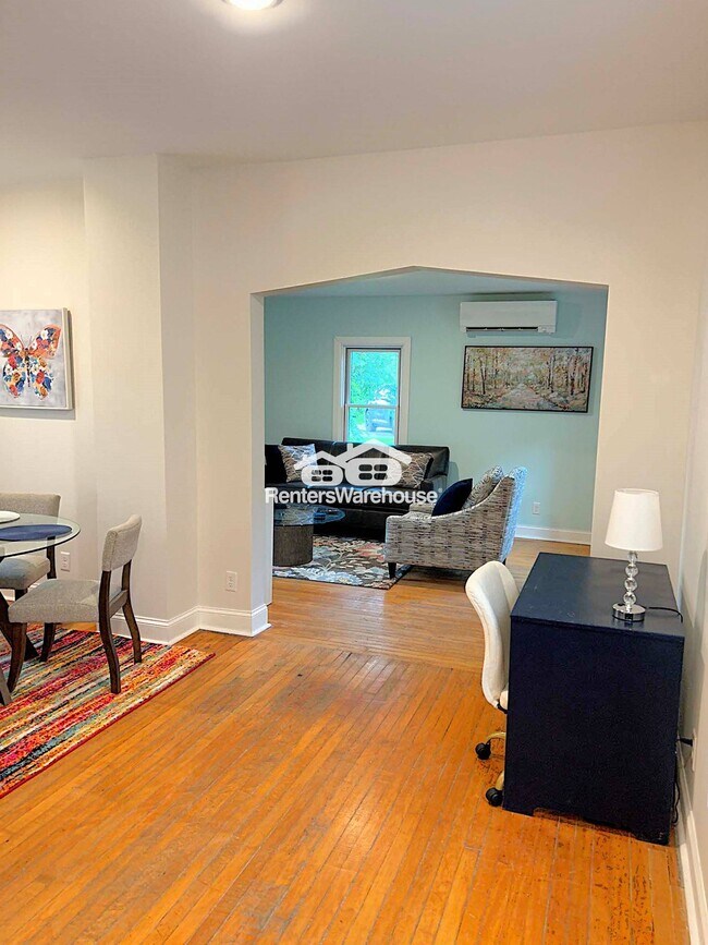 Foto del edificio - 304 Oak St