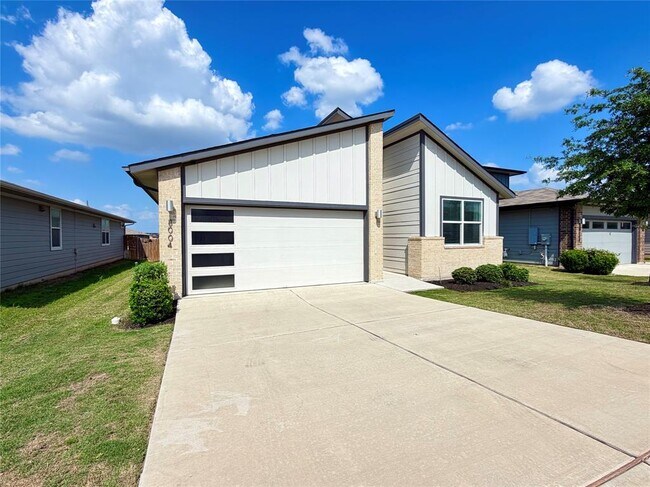 Foto del edificio - 8004 City Top Blvd