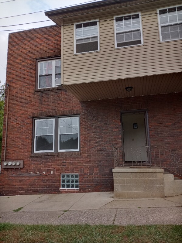 Foto del edificio - 206 Edwin Ave SE