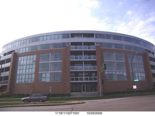 Primary Photo - Grand Bend at Green Bay