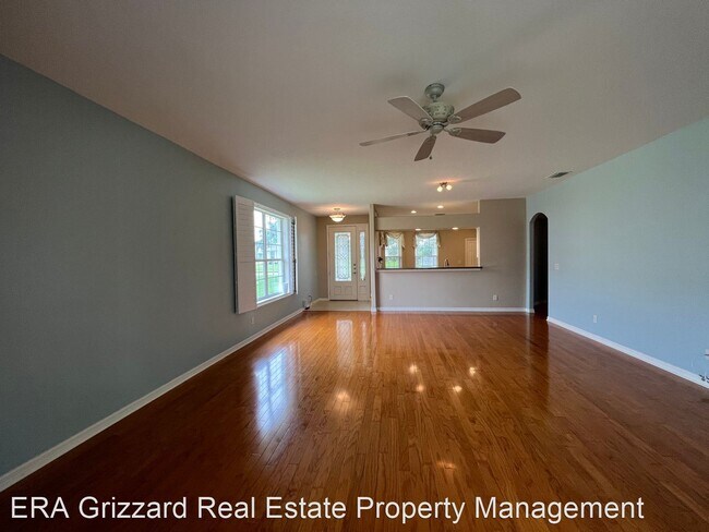 Foto del edificio - 3 br, 2 bath House - 5617 Illumination Ln