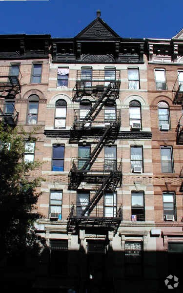 Foto principal - 59 W 105th St
