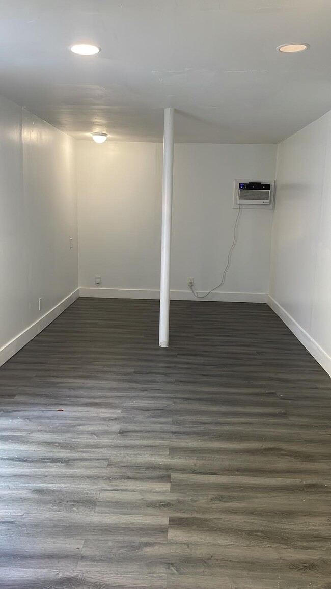 Foto del edificio - 1011 NW 195th St