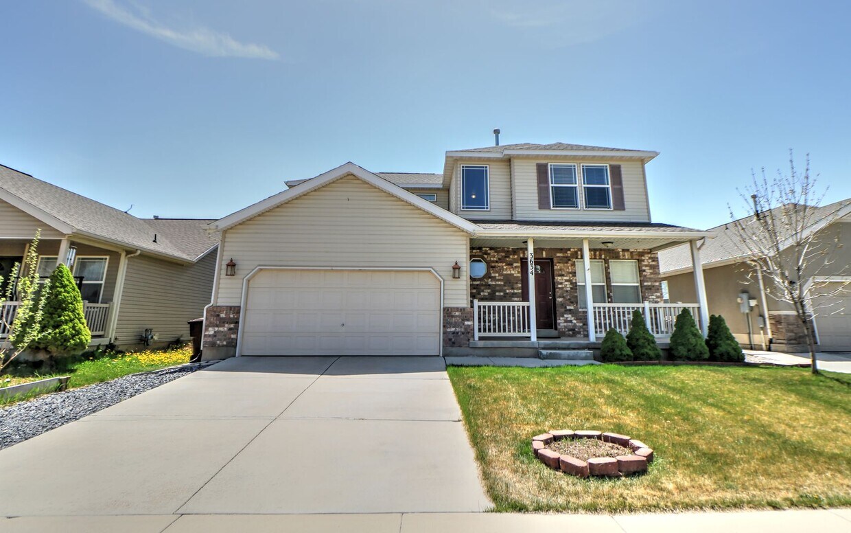 3634 Royal Troon Dr, Eagle Mountain, UT 84005 House Rental in Eagle Mountain, UT