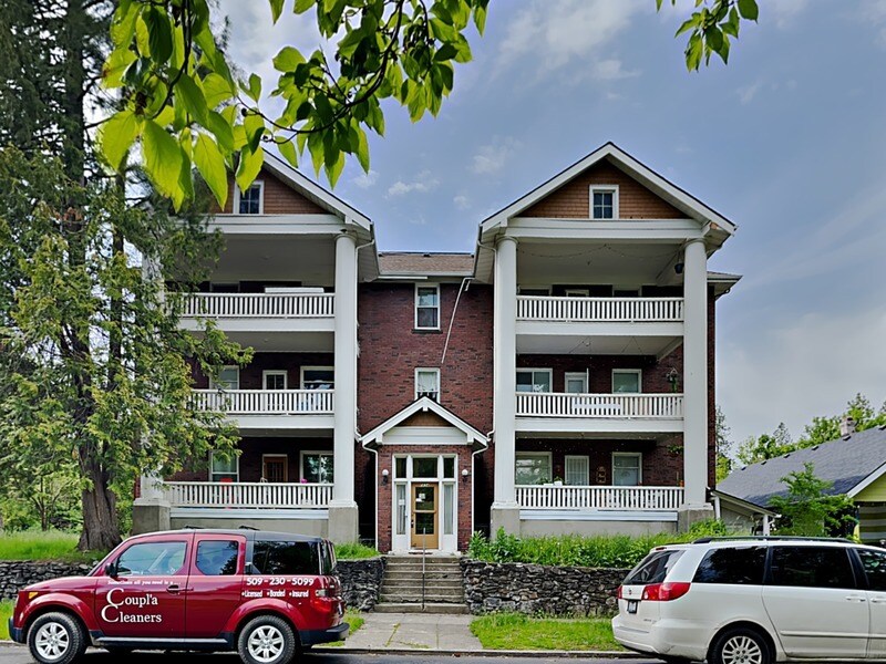 Primary Photo - 634 E 23rd Ave