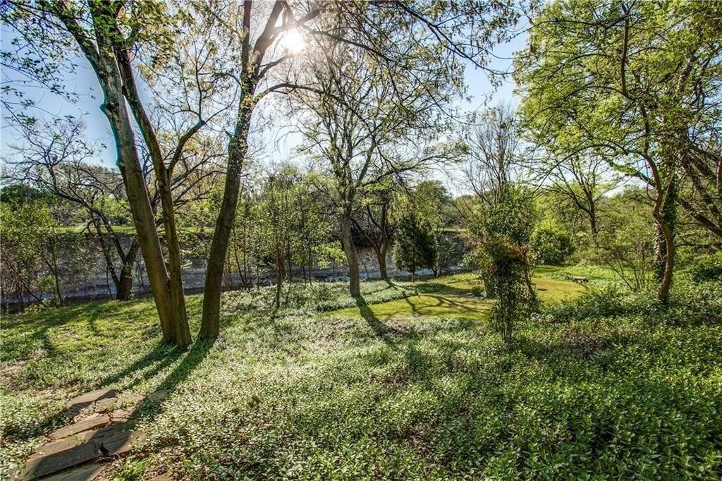 Foto principal - 105 Shadywood Ln