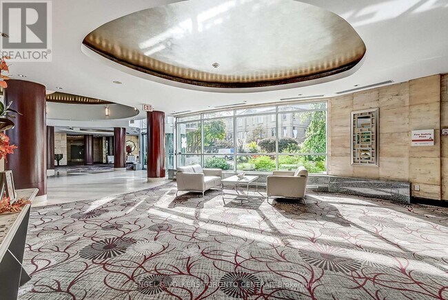 Building Photo - 2111-2111 Lake Shore Blvd W