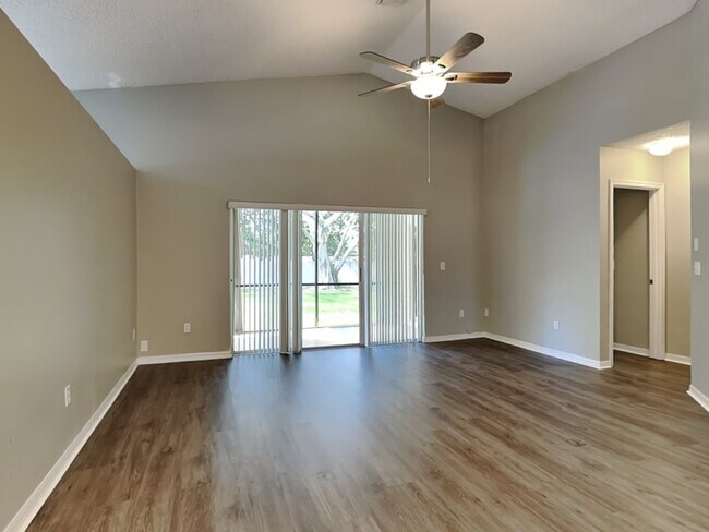 Building Photo - 361 NW 48th Ave