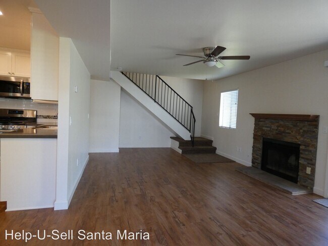 Foto del edificio - 3 br, 2.5 bath House - 1180 Hilltop Rd. #D
