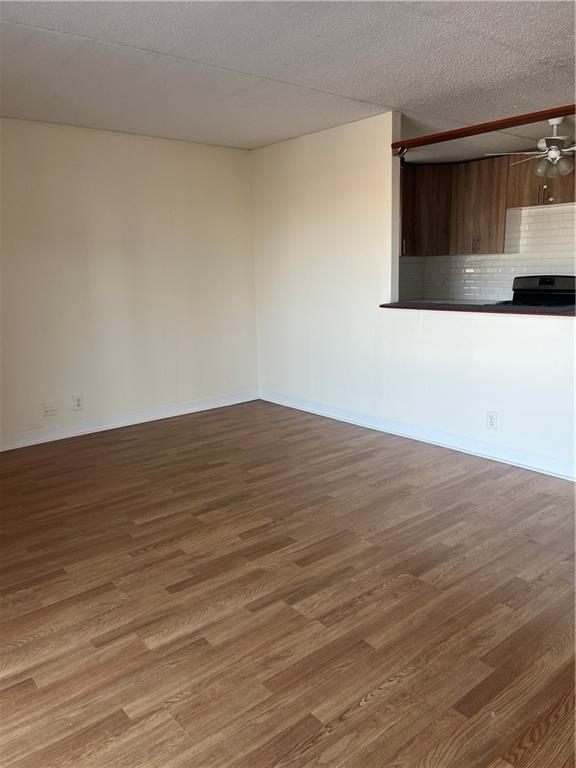 Foto del edificio - 2955 Shell Rd