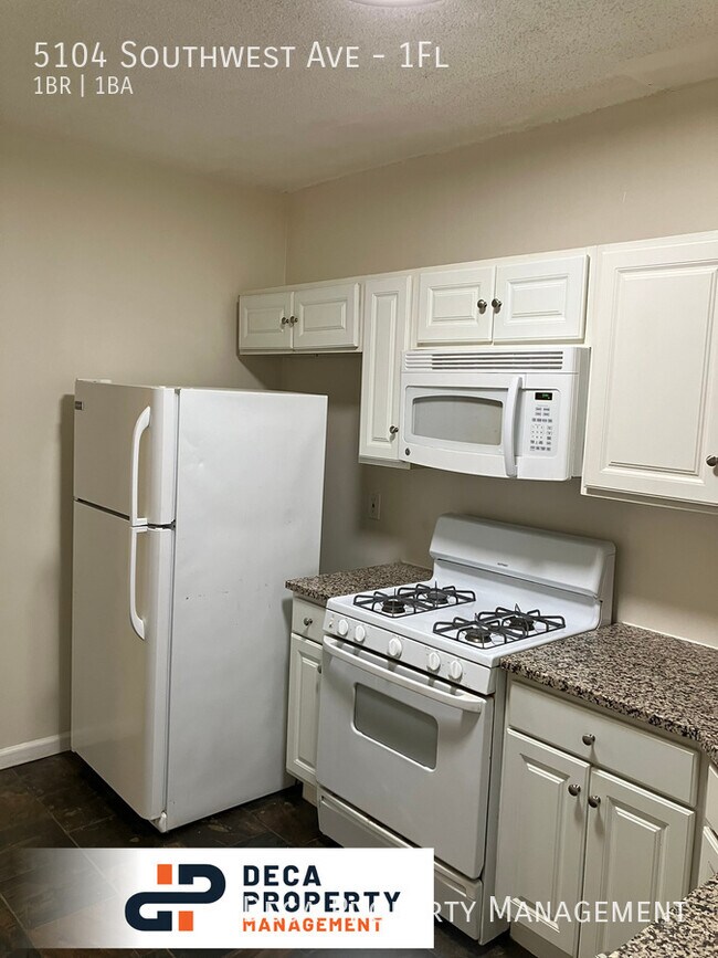 5104 Southwest Ave Unit 1Fl, St. Louis, MO 63110 Room for Rent in St