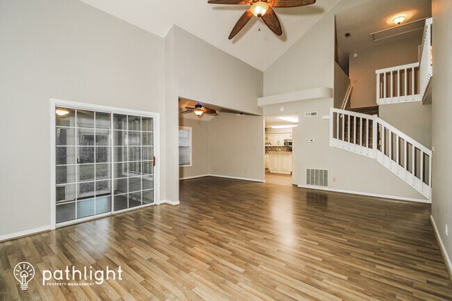 Building Photo - 302 Scotts Mill Ct
