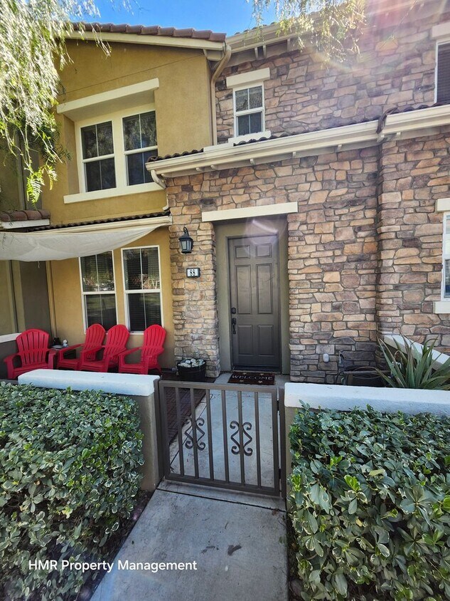 Foto principal - Beautiful two-story townhouse in Fontana G...