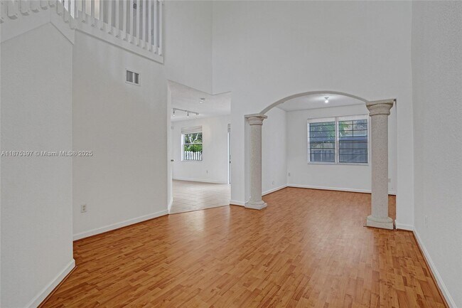 Building Photo - 17037 SW 39th St