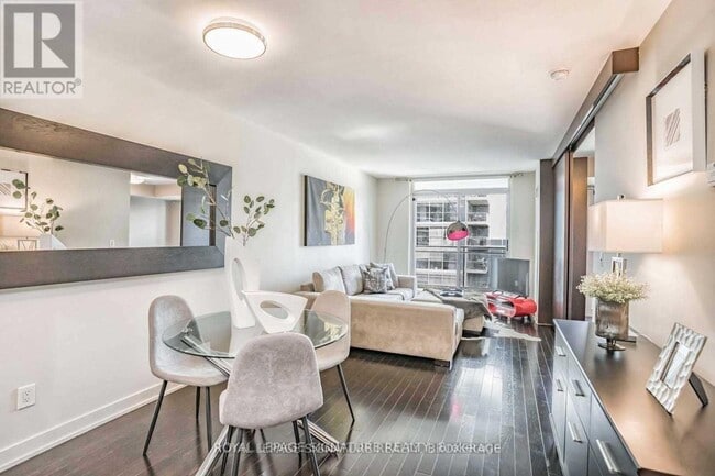 Building Photo - 50 Lynn Williams St