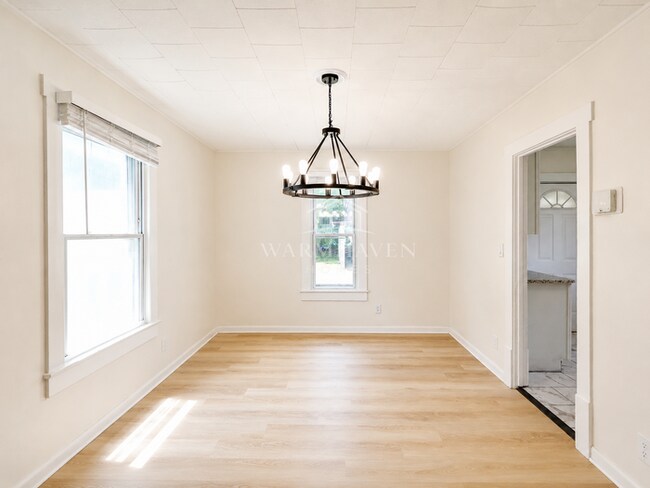 Building Photo - 2186 5th St SW