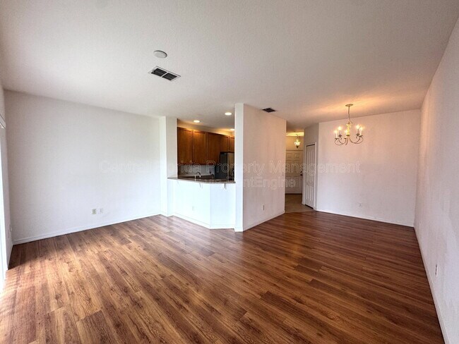 Foto del edificio - 10735 Savannah Wood Ct