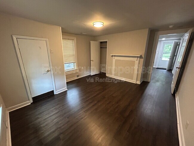 Foto del edificio - 1612 N McFarland St