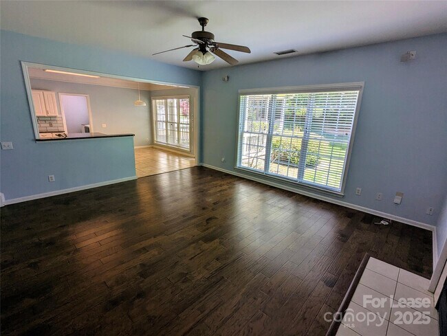Building Photo - 7711 Epping Forest Dr
