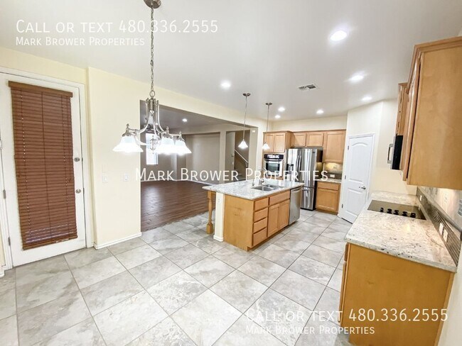 Building Photo - 3571 S Arizona Pl