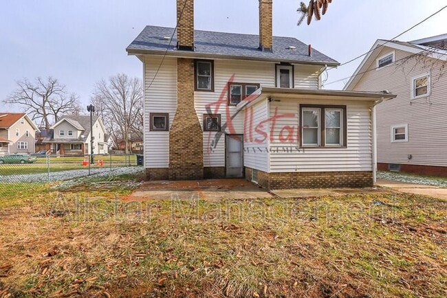 Building Photo - 458 Hillwood Dr